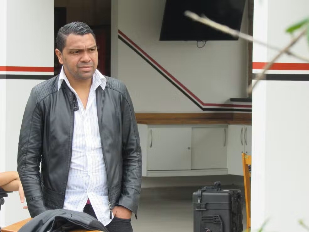 Ex-jogador Leandro 'Guerreiro' é preso por dívida de pensão alimentícia em SP