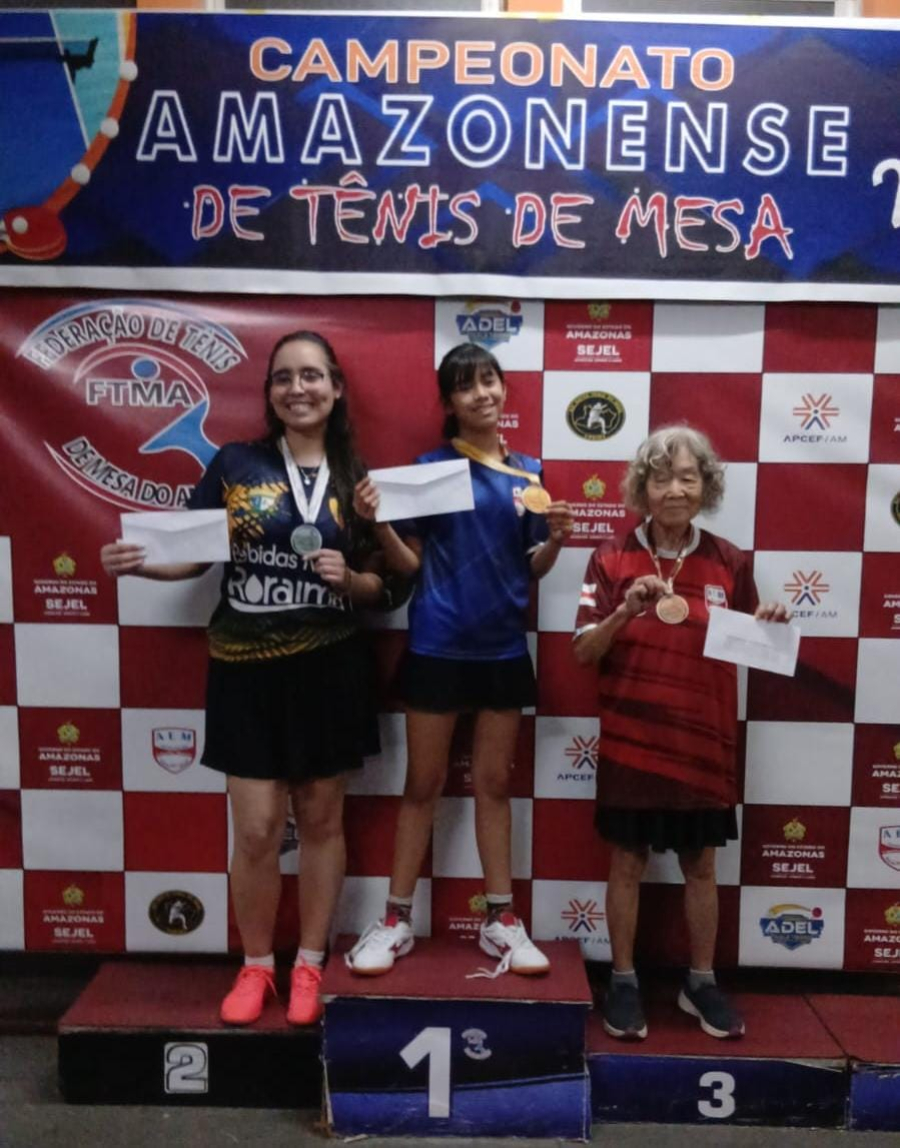 Mesa-tenista Isabella Vilaça coloca Clube LiveTT no pódio da Liga Amazonense