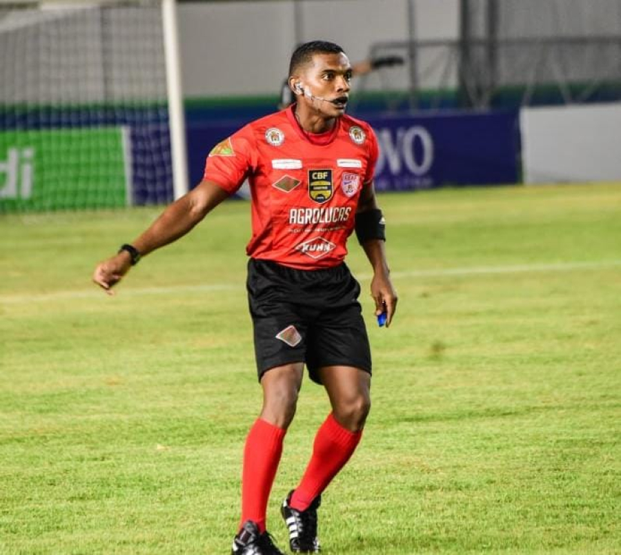 Brasileirão: Árbitro Daniel Alejandro Hidalgo Blanco convocado para Vitória x Grêmio